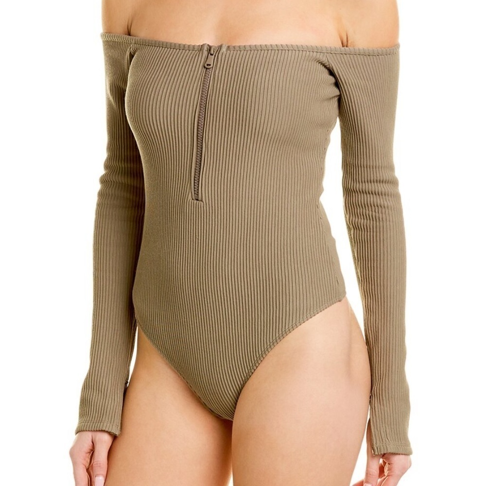 GOOD AMERICAN 1/2-Zip Bodysuit size medium - 2